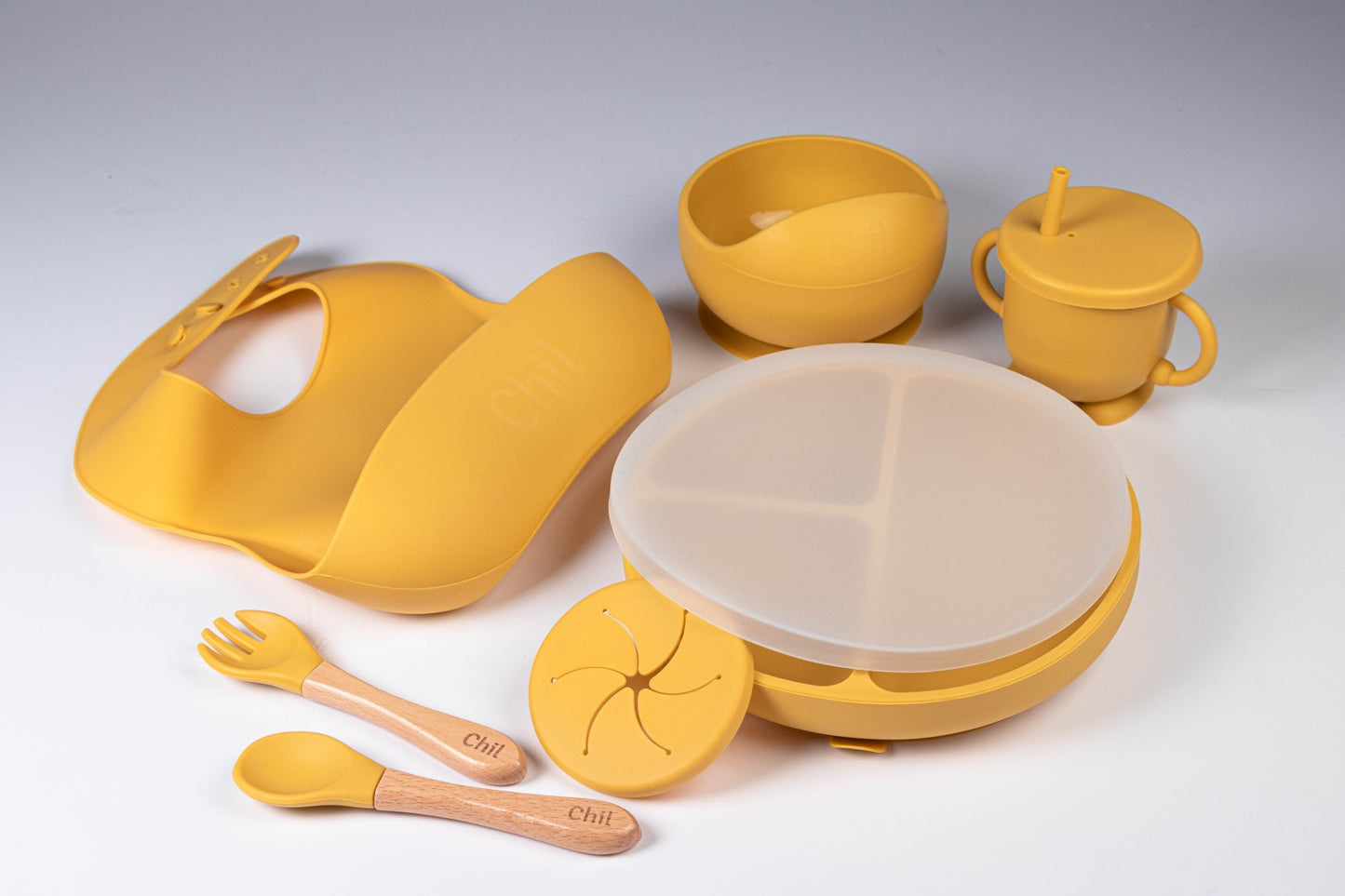 Chil tableware set with lid